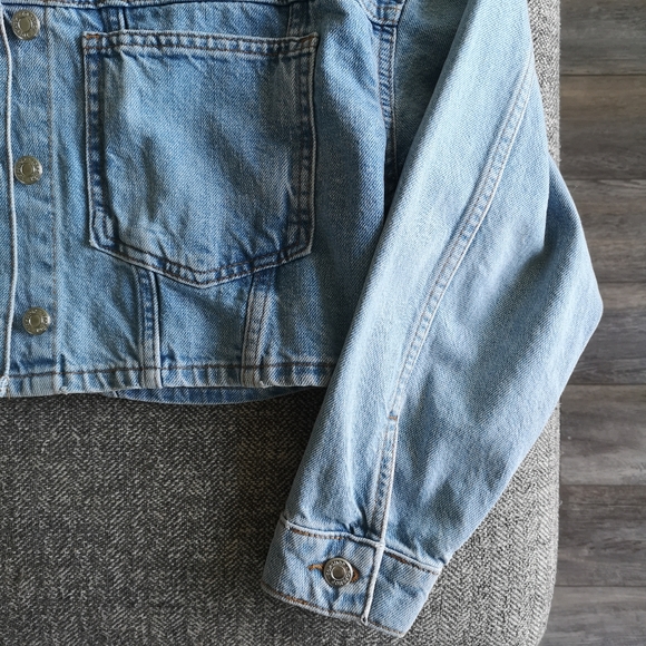 ASOS Topshop Cropped Jean Jacket size 4 - Picture 6 of 11